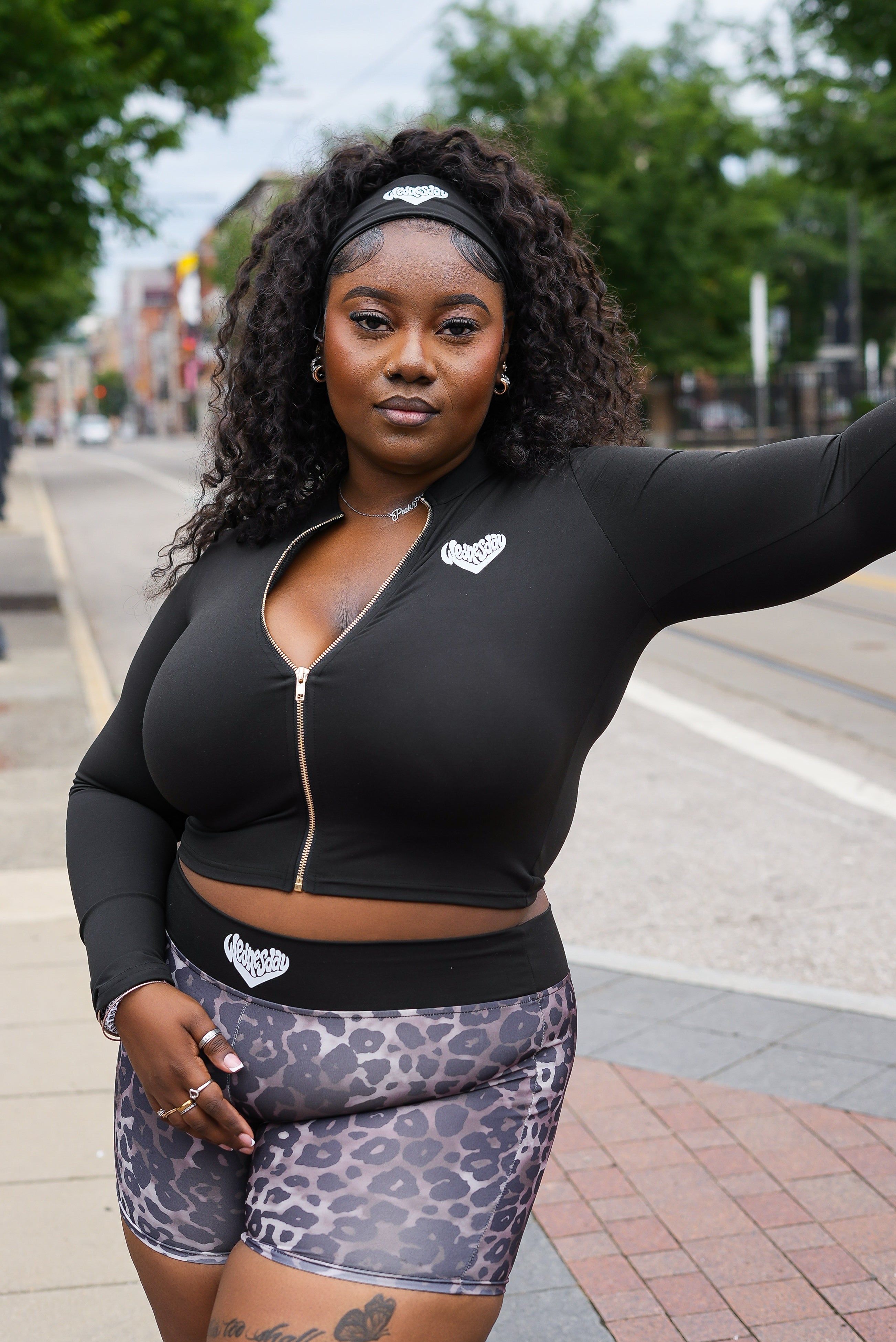 Love Me Loud  "Black"