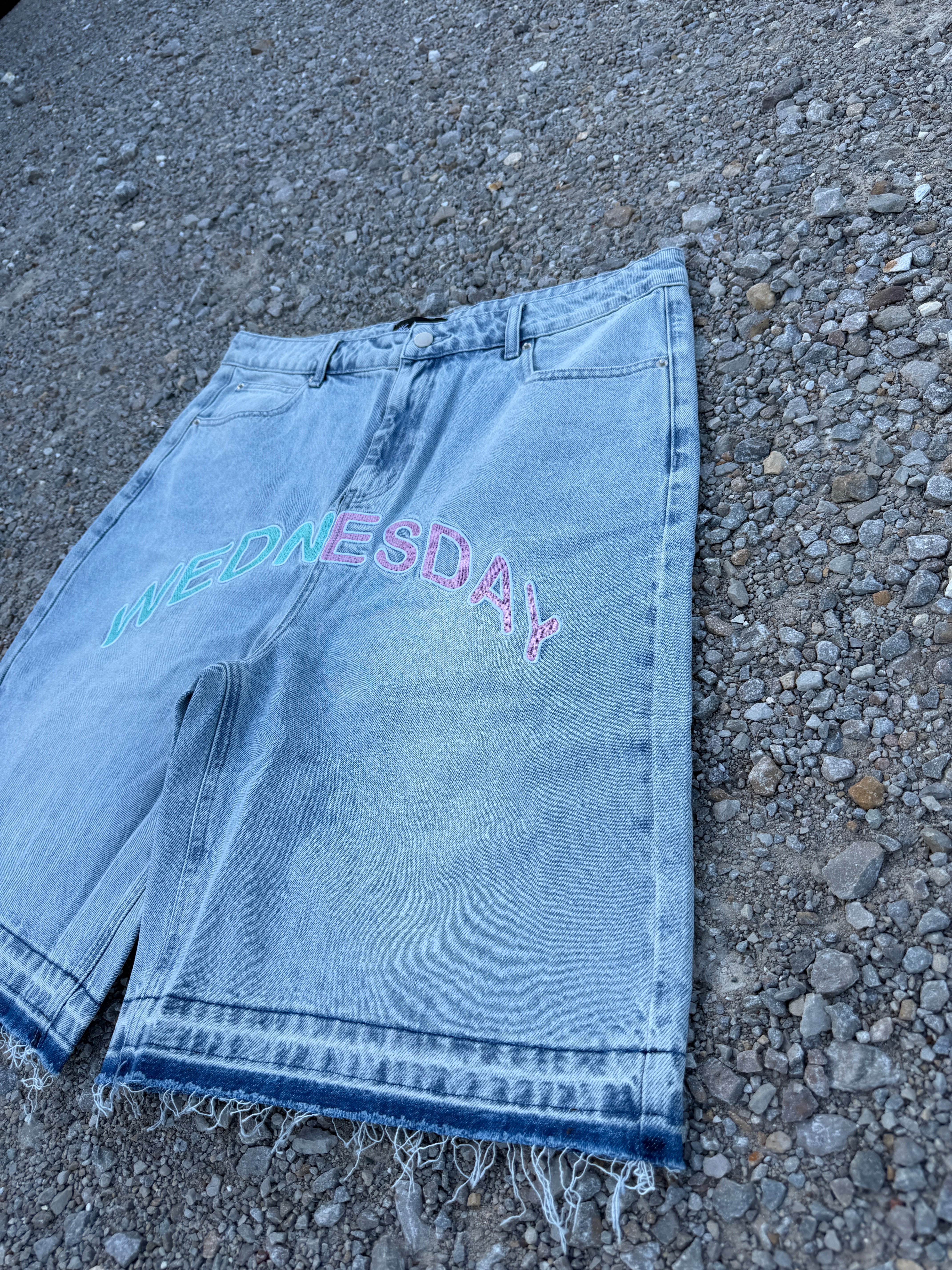 Eclipse denim shorts